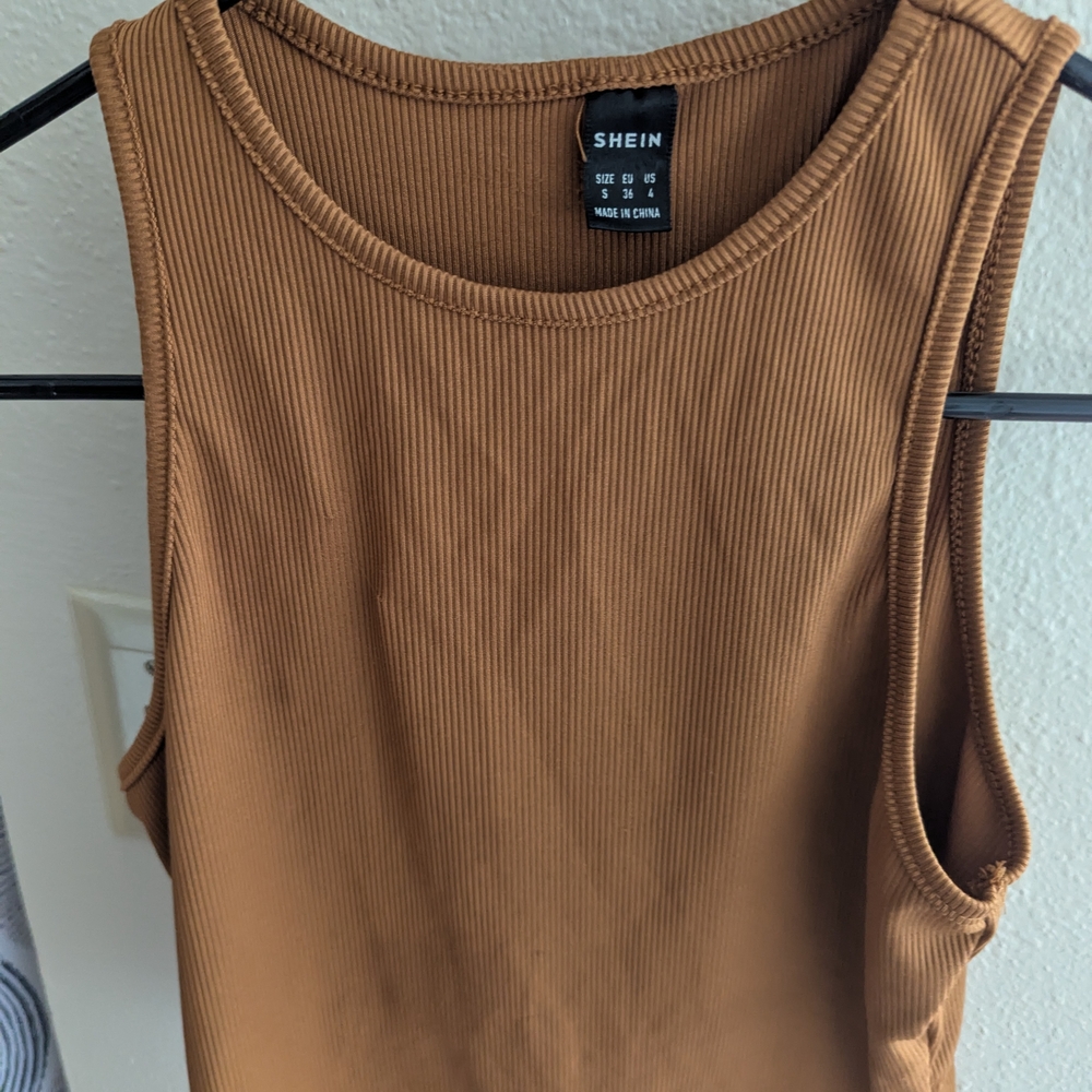 SHEIN Women's Tan Ribbed Tank Top
